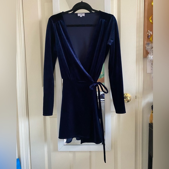 LPA Dresses & Skirts - Revolve LPA 68 Velvet Wrap Dress XS